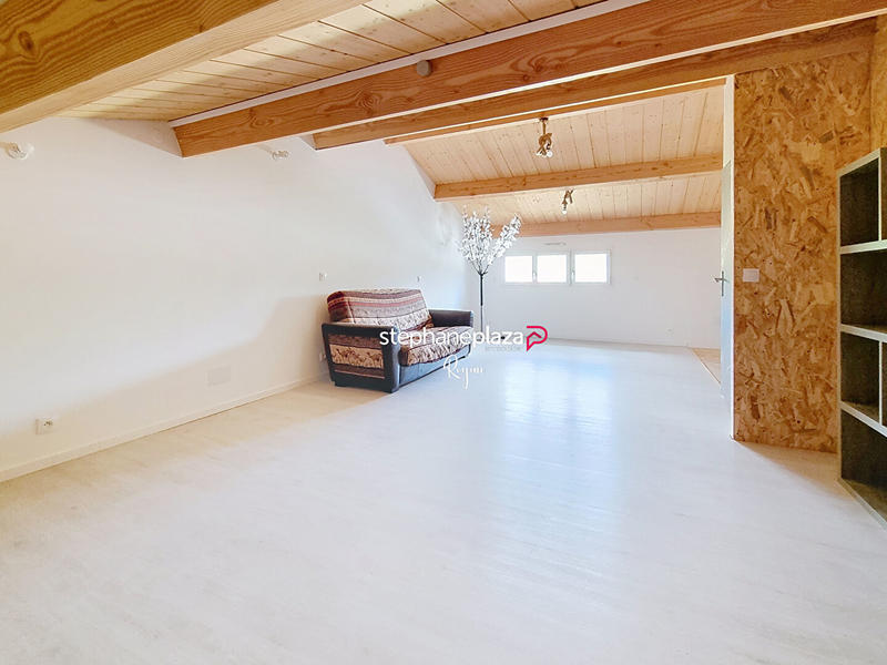 Maison - 88 m² - 3 pièces