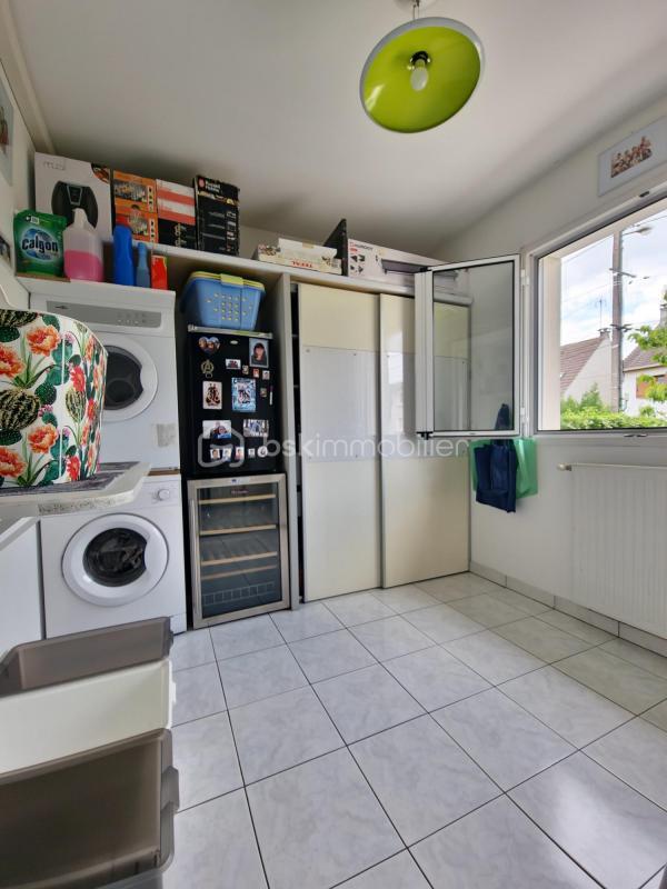 Maison - 220 m² - 7 pièces