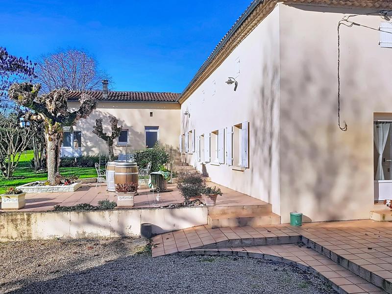 Maison - 152 m² - 7 pièces