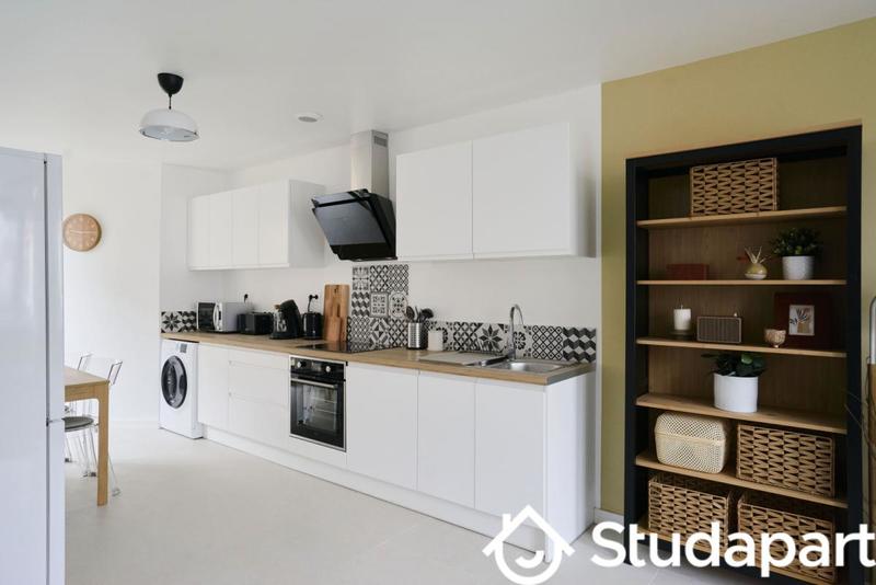 Chambre - 15 m² - 1 pièce