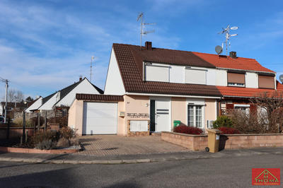 Maison - 82 m² - 5 pièces