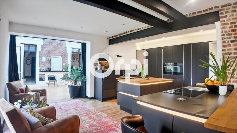 Propriété - 310 m² - 8 pièces