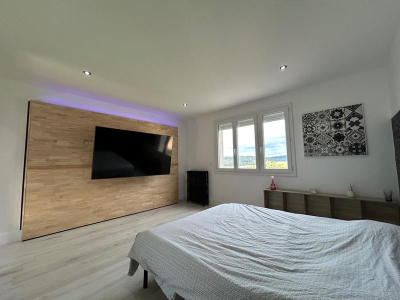 Maison - 146 m² - 6 pièces