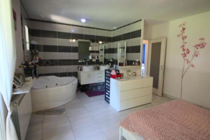 Villa - 168 m² - 7 pièces