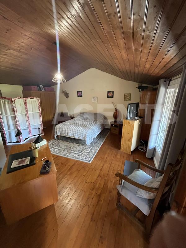 Maison de village - 172 m² - 5 pièces