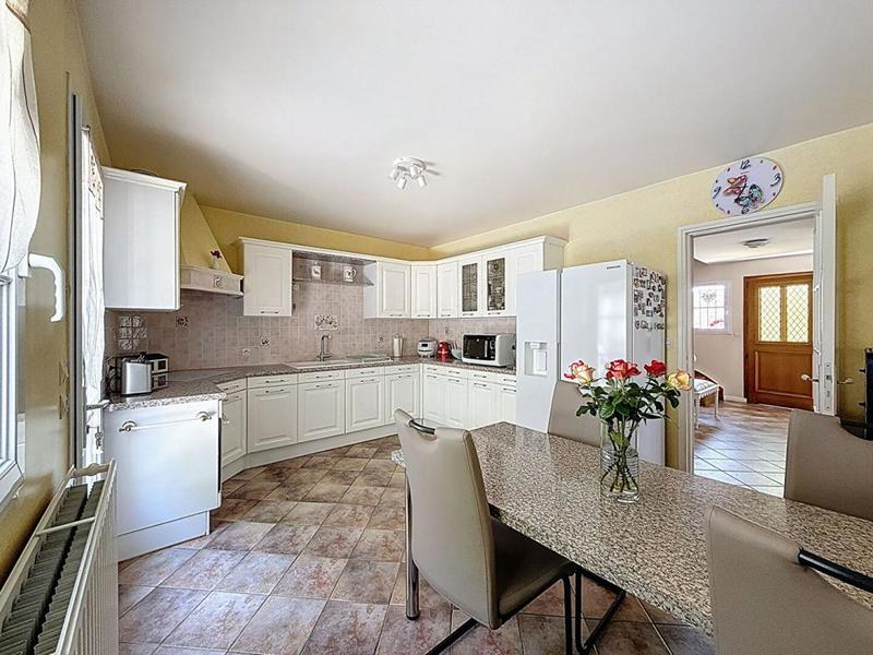 Maison - 177 m² - 6 pièces