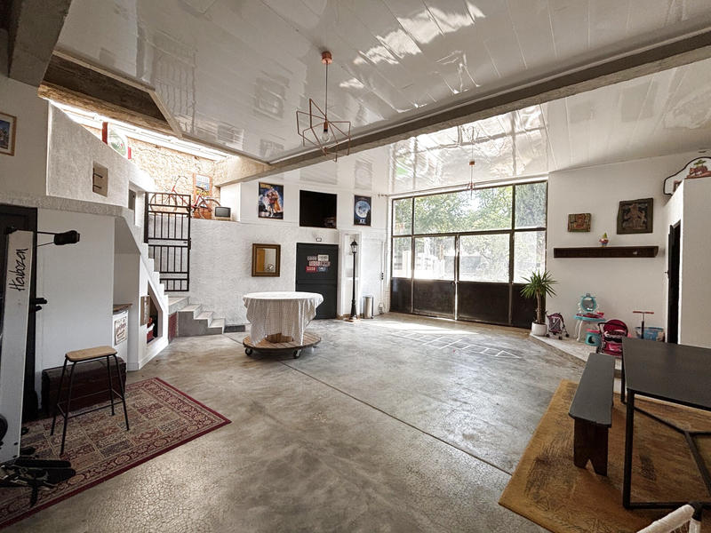 Maison - 215 m² - 5 pièces