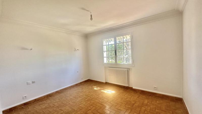 Villa - 264 m² - 7 pièces