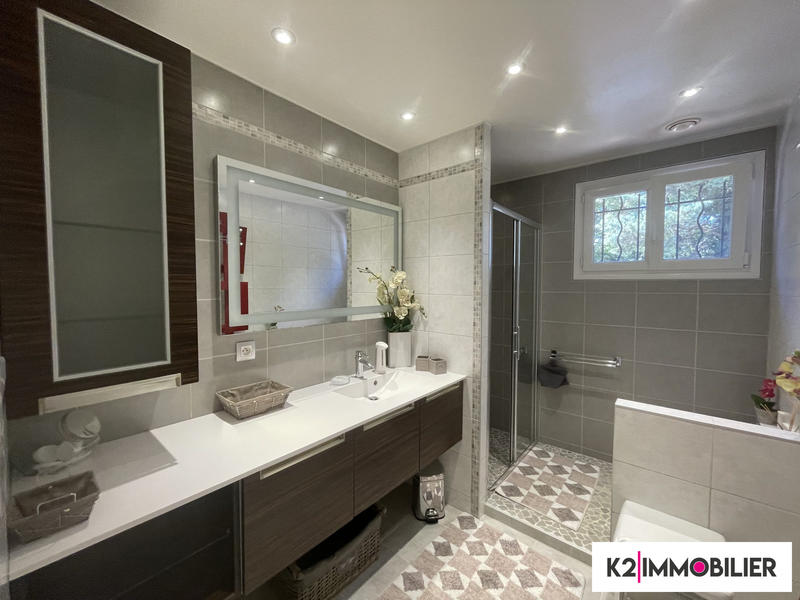 Villa - 172 m² - 4 pièces