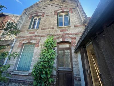 Maison - 154 m² - 8 pièces