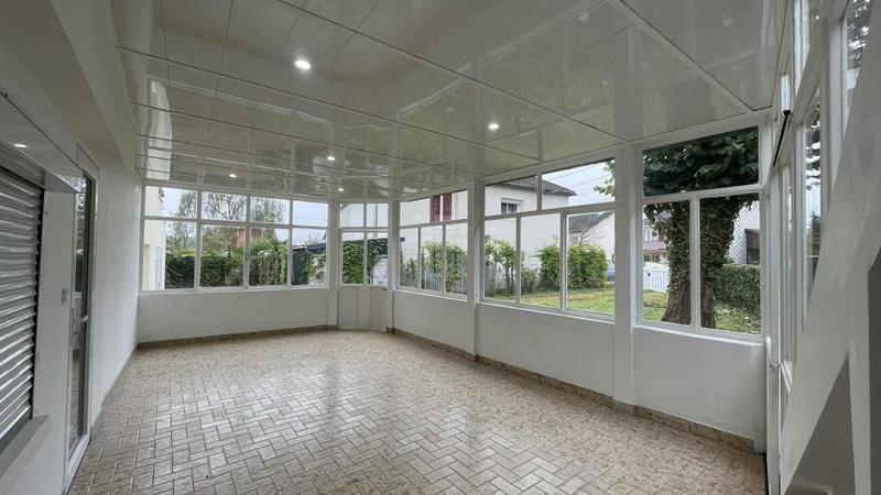 Maison - 97 m² - 5 pièces