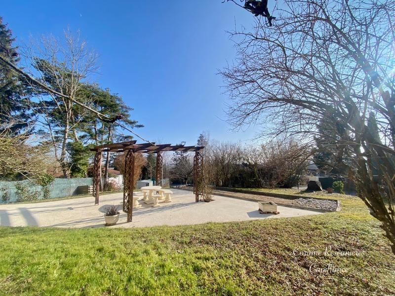 Maison - 170 m² - 6 pièces