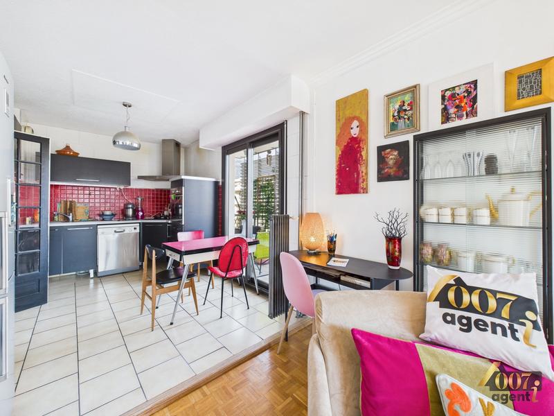 Appartement - 83 m² - 4 pièces