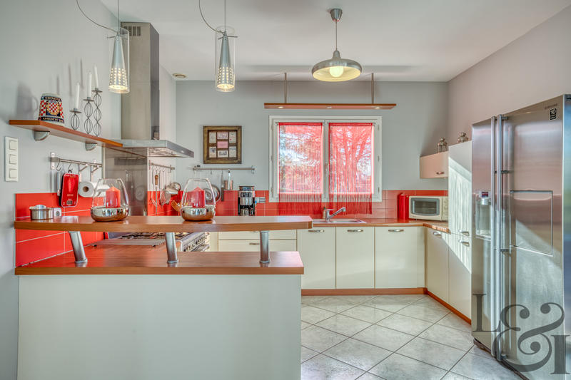 Maison - 174 m² - 6 pièces