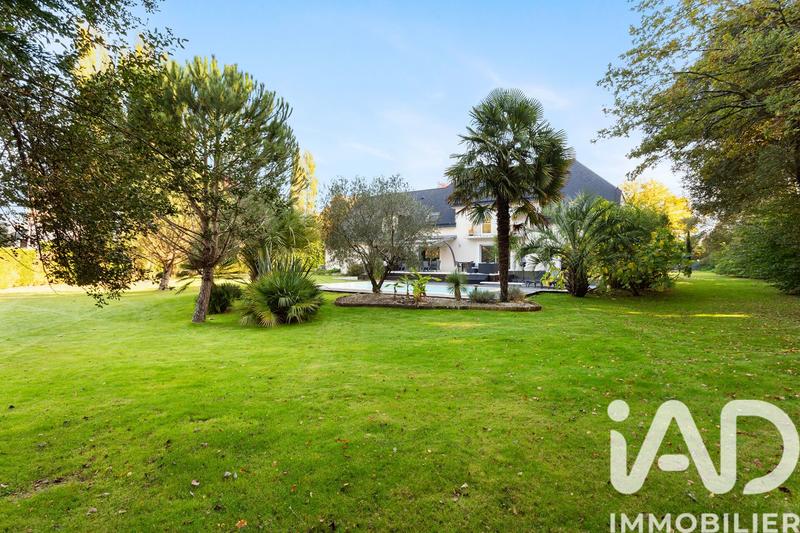 Maison de maîtres - 283 m² - 9 pièces