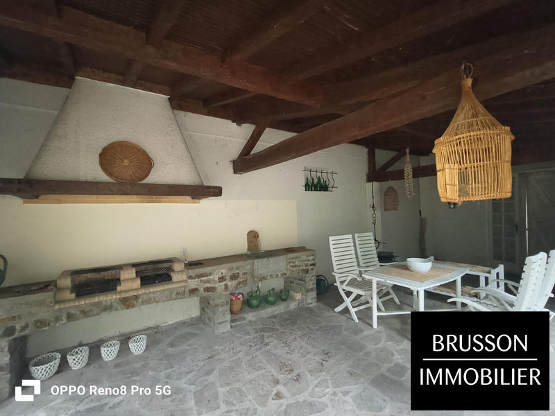 Villa - 256 m² - 6 pièces