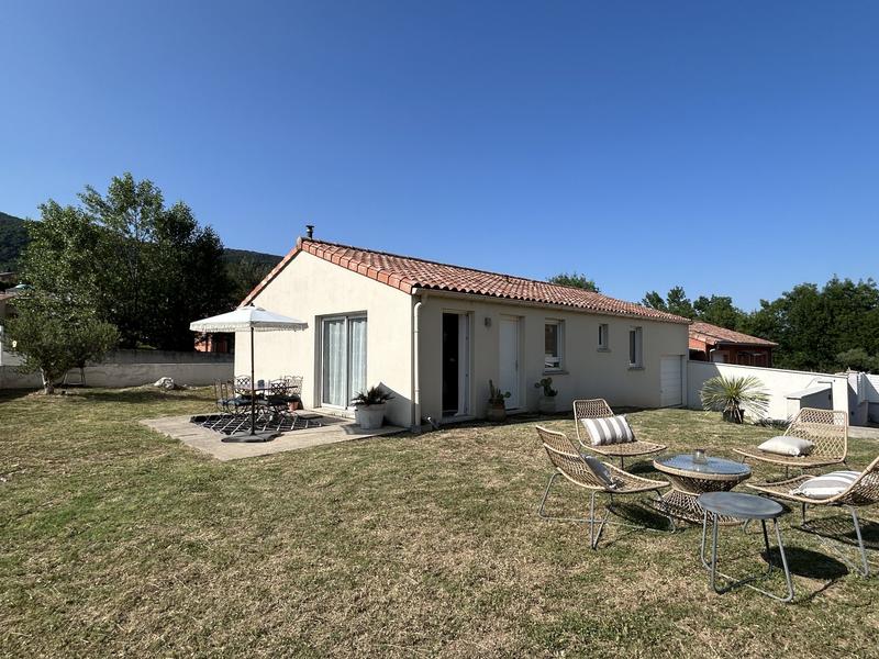 Maison - 92 m² - 4 pièces