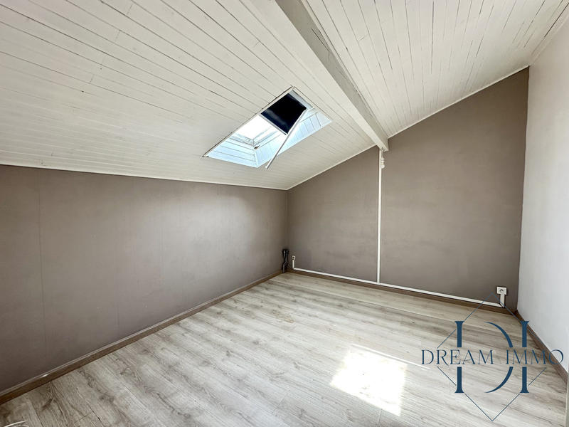 Maison ancienne - 210 m² - 9 pièces