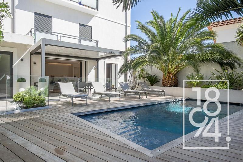 Appartement - 142 m² - 5 pièces