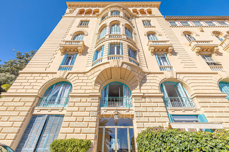 Appartement - 103 m² - 3 pièces