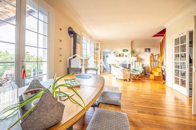 Maison - 122 m² - 5 pièces