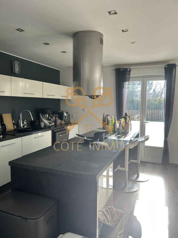 Maison - 130 m² - 6 pièces