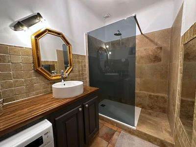 Appartement - 130 m² - 4 pièces