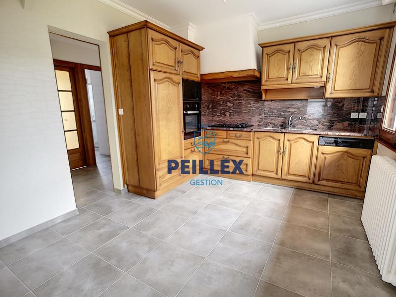 Maison - 122 m² - 6 pièces