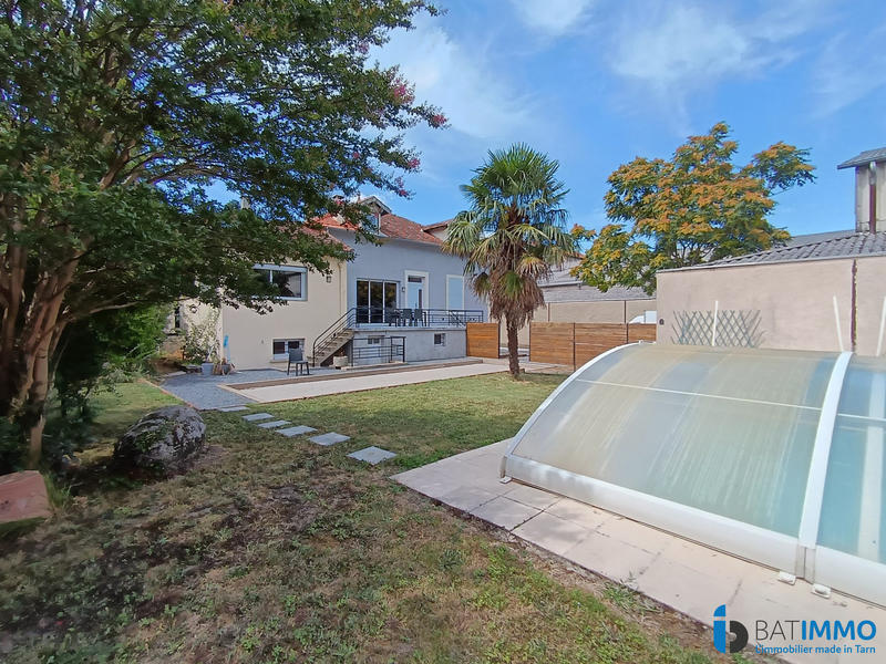 Maison ancienne - 300 m² - 8 pièces