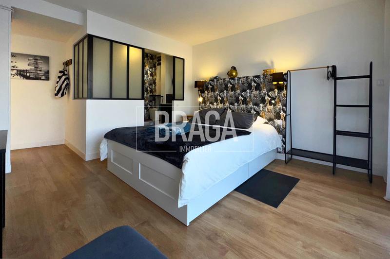 Appartement - 97 m² - 4 pièces
