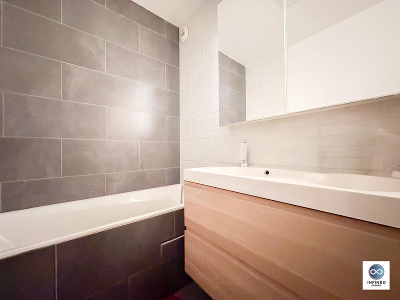 Appartement - 108 m² - 5 pièces