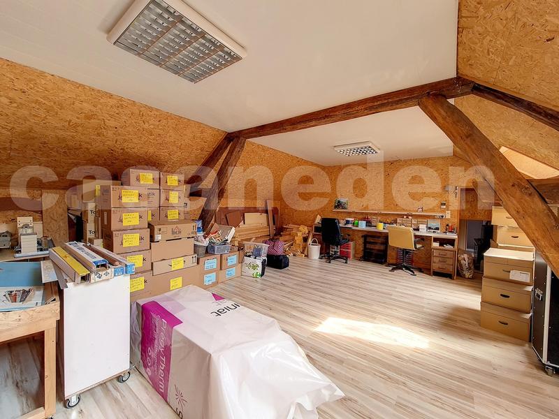 Maison - 270 m² - 7 pièces