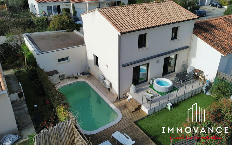 Villa - 105 m² - 5 pièces