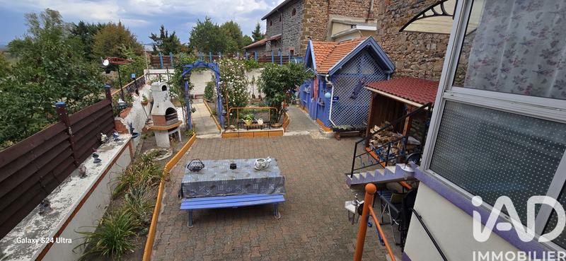 Maison de village - 84 m² - 4 pièces