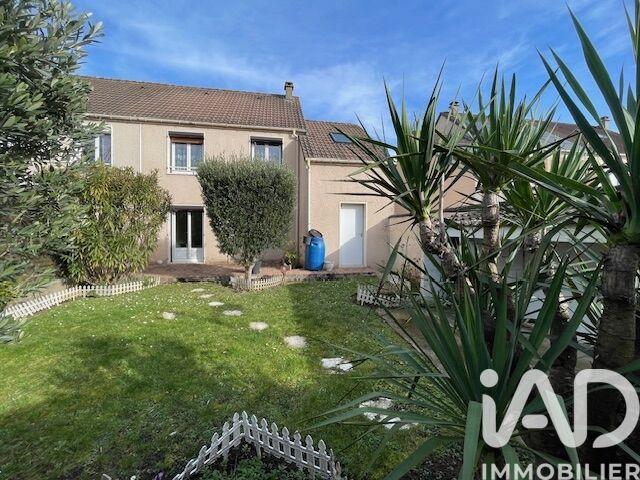 Maison - 88 m² - 5 pièces