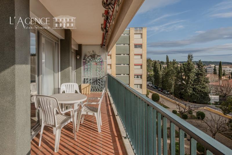 Appartement - 131 m² - 6 pièces
