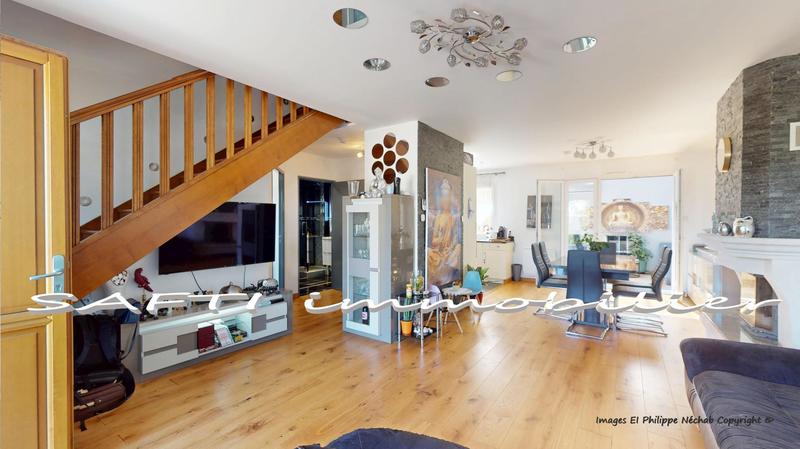 Maison - 164 m² - 8 pièces