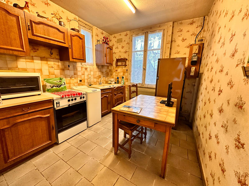 Maison - 80 m² - 5 pièces