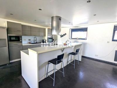 Maison - 160 m² - 5 pièces