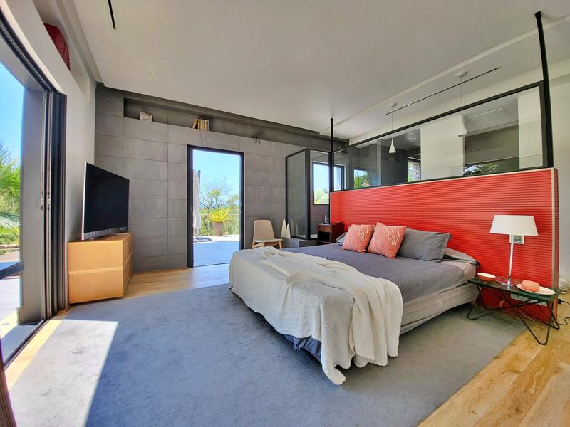 Propriété - 624 m² - 12 pièces