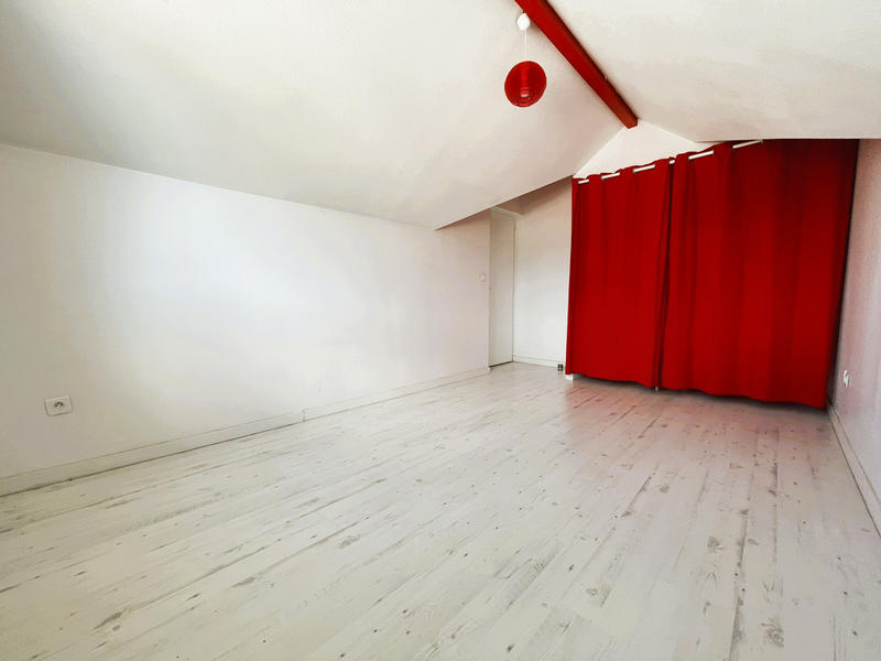 Duplex - 82 m² - 4 pièces