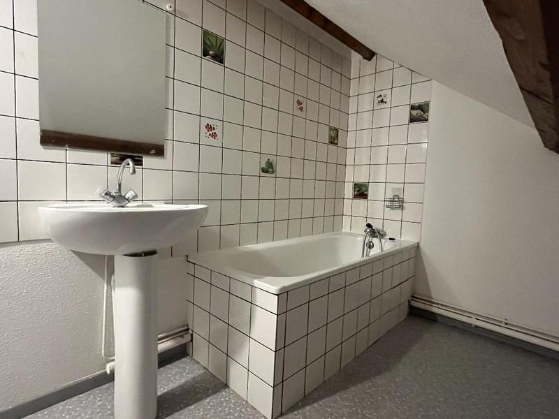 Appartement - 60 m² - 2 pièces