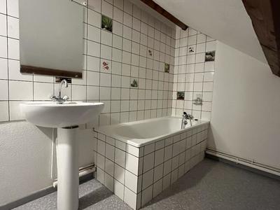 Appartement - 60 m² - 2 pièces