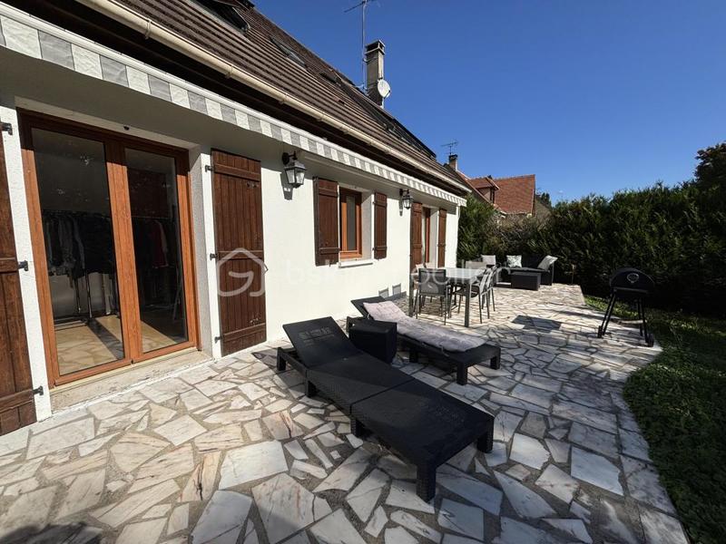 Maison - 141 m² - 6 pièces