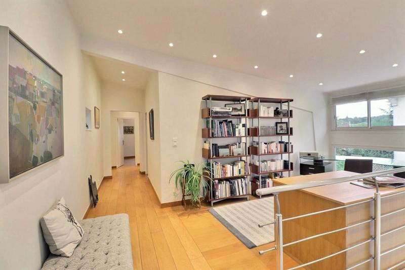 Maison d'architecte - 230 m² - 9 pièces