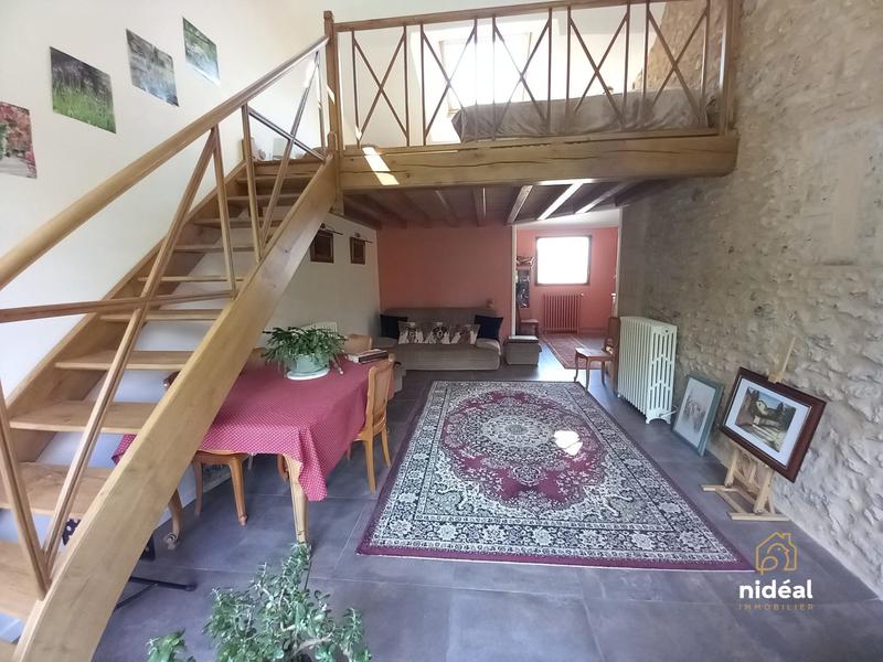 Maison ancienne - 194 m² - 7 pièces