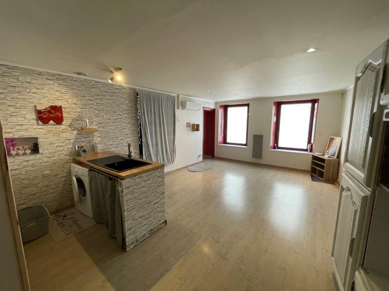 Maison - 202 m² - 5 pièces