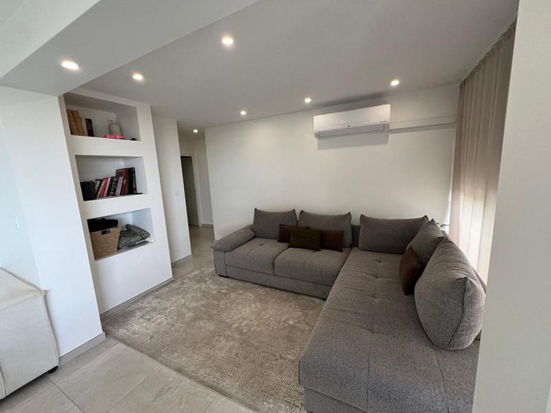 Appartement - 92 m² - 5 pièces