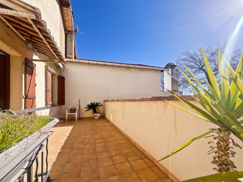 Appartement - 91 m² - 4 pièces