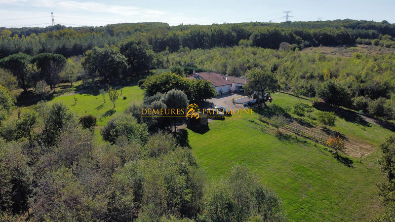 Maison - 194 m² - 5 pièces